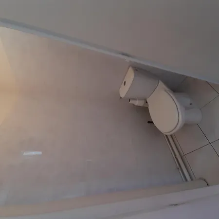 T2 Centre-ville La Roche-posay, Proche Thermes, Wi-fi, Laverie Apartment La Roche-Posay
